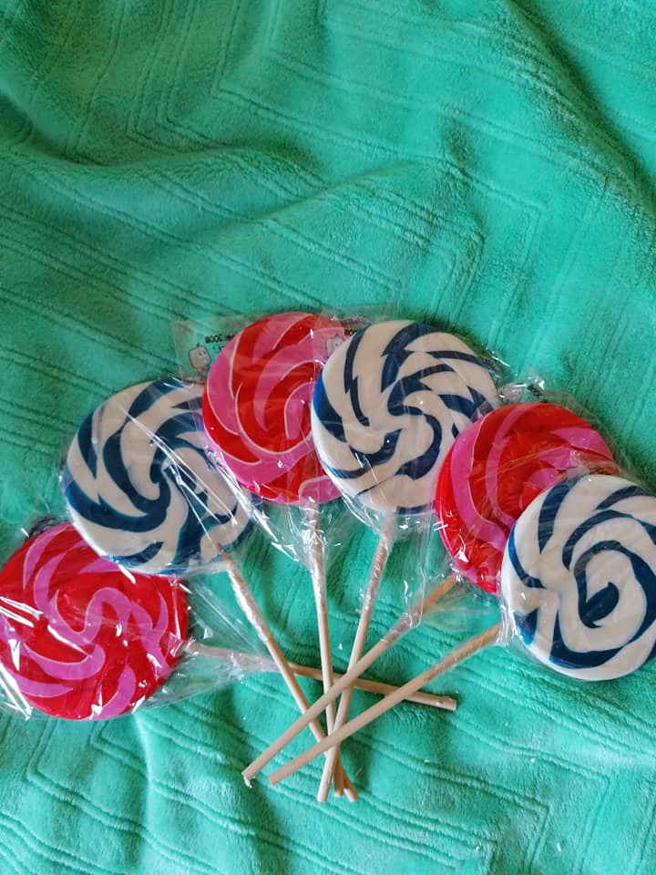 Large Blueberry Flavour Swirl Lolly